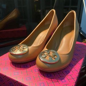 Tory Burch Sally Wedges - 6.5